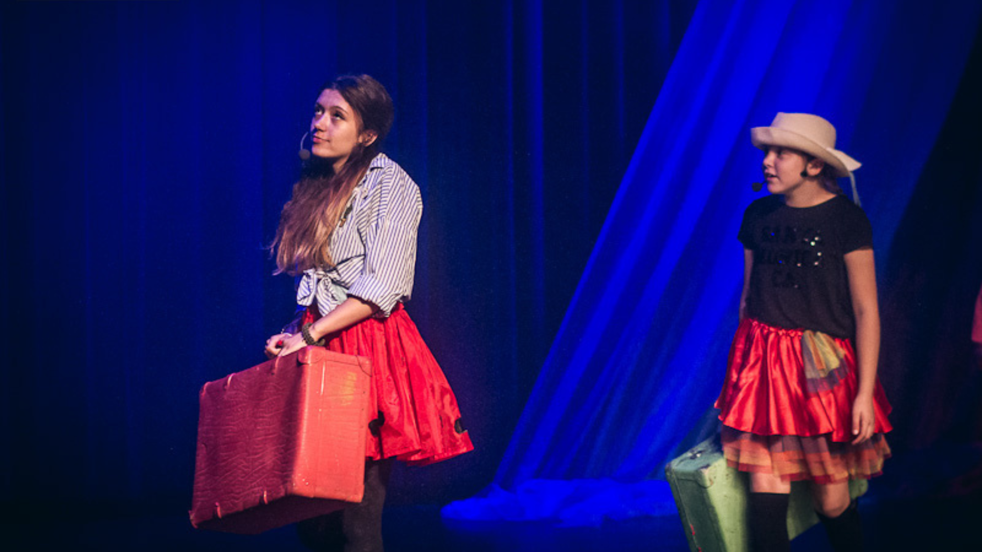 E.ART | SCENA WZYWA!